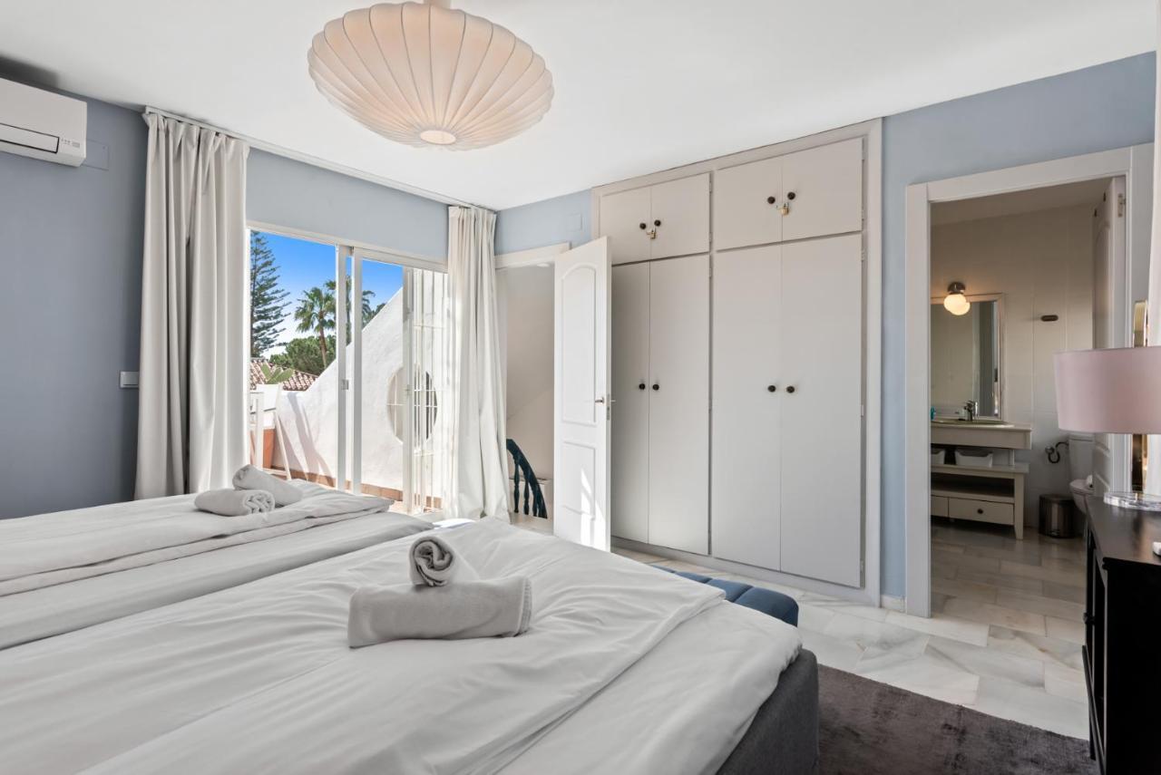 Stunning Townhouse With Pool In Riviera Del Sol By Costarentals - Ref 199 Sitio de Calahonda ภายนอก รูปภาพ